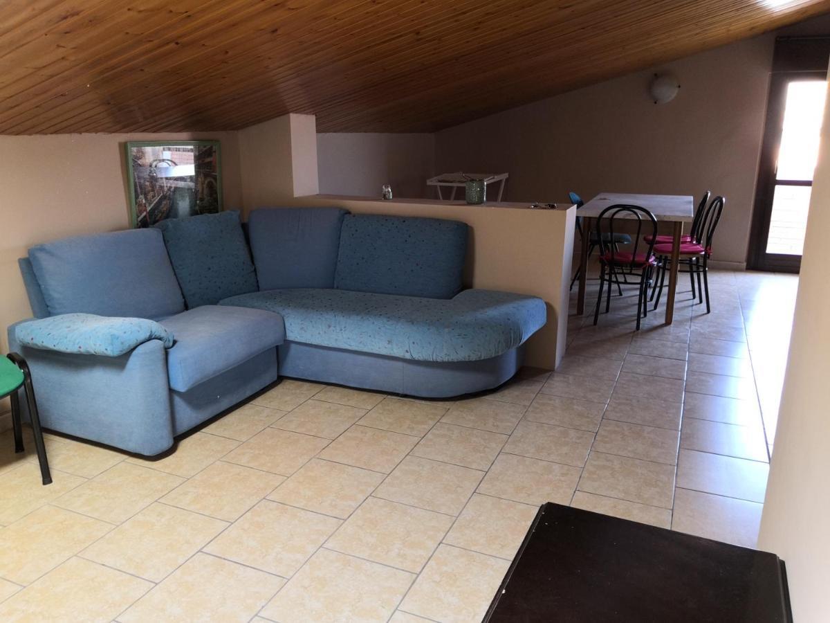Apartmán La Mansardina Sulmona Exteriér fotografie