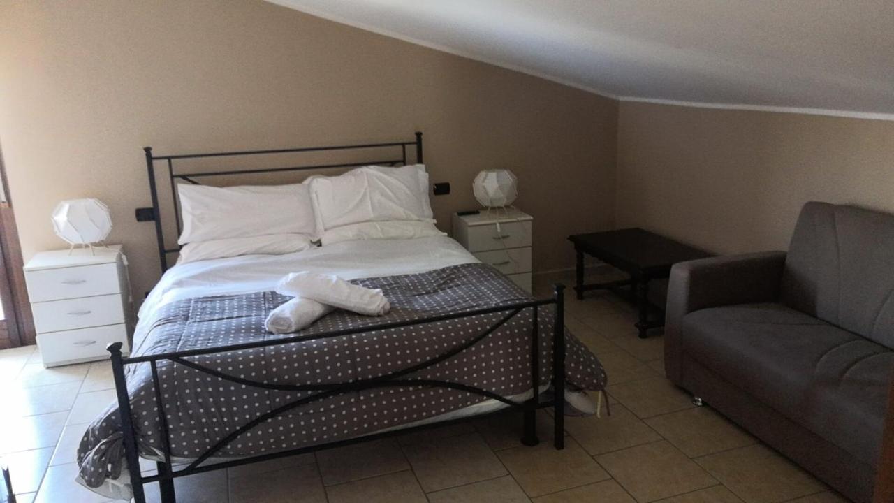 Apartmán La Mansardina Sulmona Exteriér fotografie